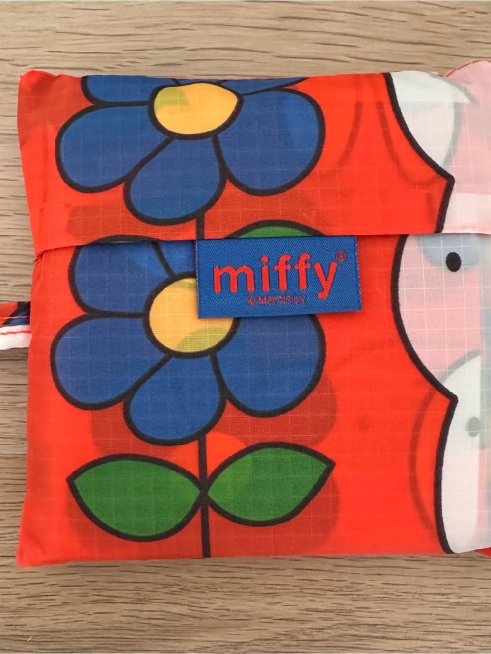 BAGGU Miffy Blue Flower Foldable Tote Shopping Bag - Picture 3 of 4